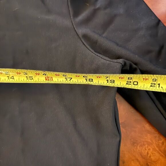 Boston Proper Black Long Sleeve Cold Shoulder Turtleneck Top M - Picture 9 of 9